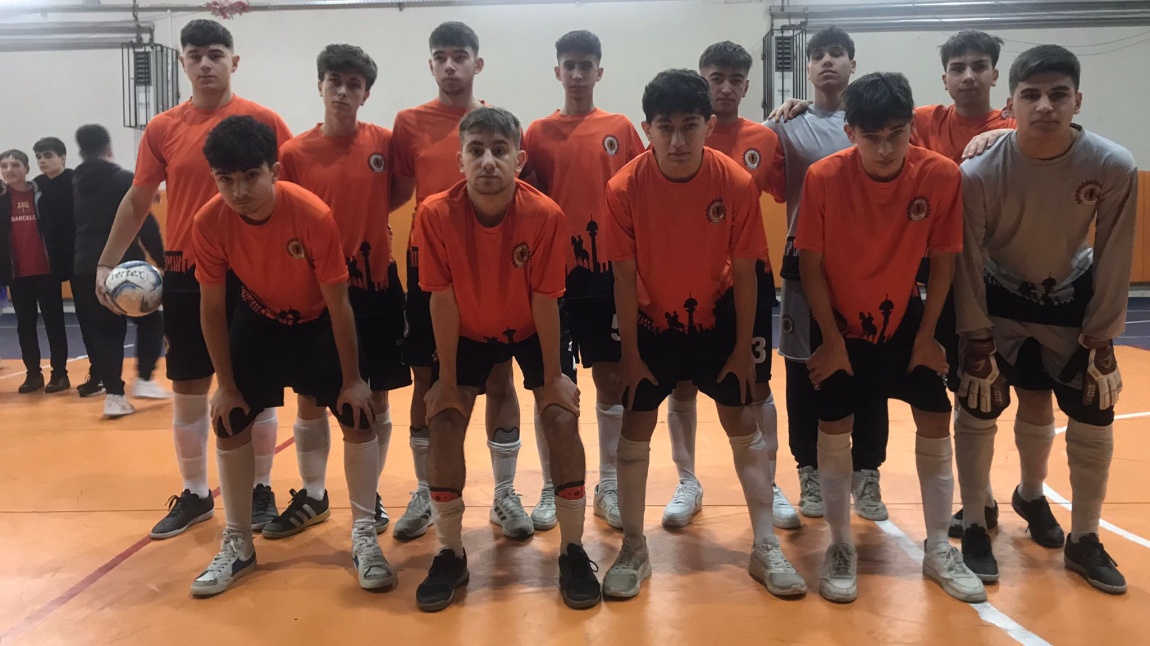 FUTSAL TAKIMIMIZ İLÇE TURNUVASINDA TUR ATLADI